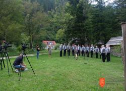 Snemanje lučkega moškega petja na štrto, foto: A. Jerin, 2021