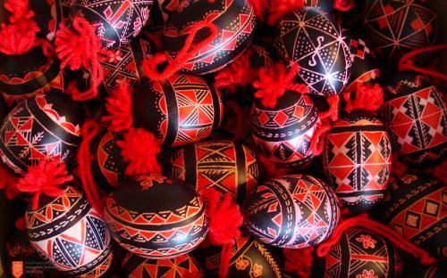 Bela krajina decorated Easter eggs. 
