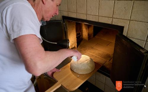 Preparation of Carinthian rye bread. 