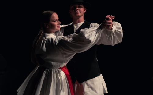 Dancing šamarjanka. 