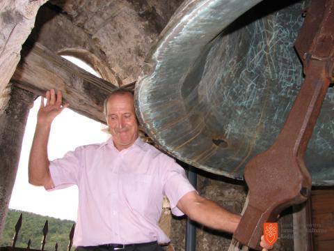 Bell-ringing. Photo: M. Kovačič, 2006 