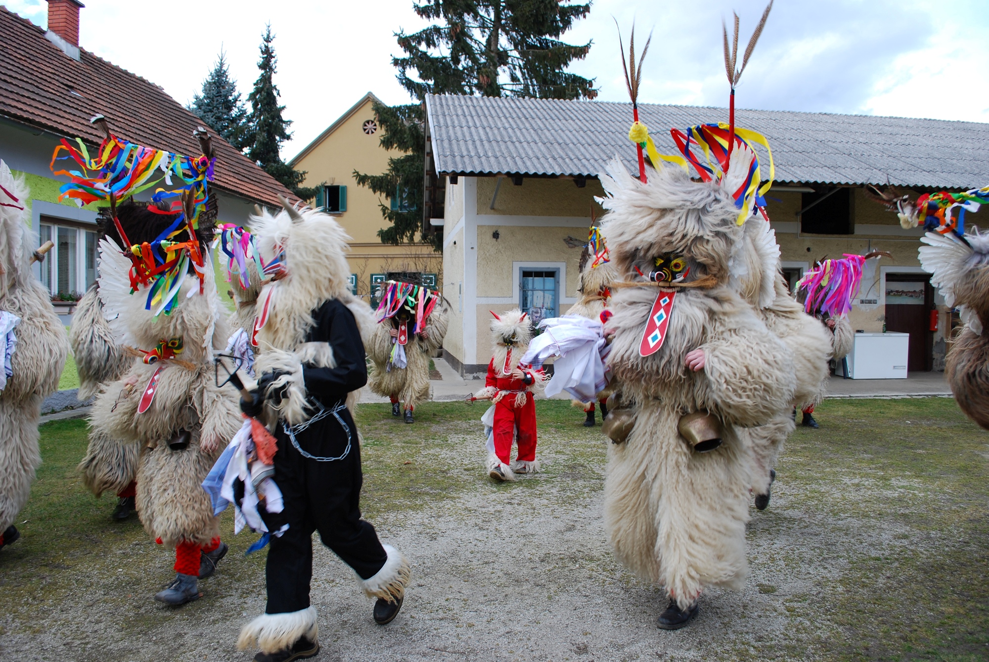 Obhodi kurentov. Foto: A. Pukl, 2016