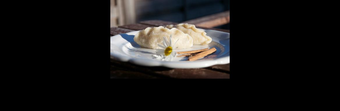 Priprava bovških krafov(Foto Metka Belingar, 2012)