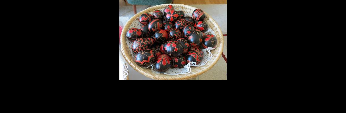 Izdelovanje prekmurskih remenk(Foto Mateja Huber, 2014)