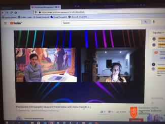 Med predavanjem. Foto: A. Pukl, 2021