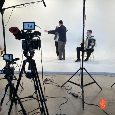 Snemanje sotiša in šamarjanke. Foto: A. Pukl, 2024