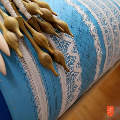 Klekljanje čipk v Sloveniji. Foto: A. Jerin, 2017