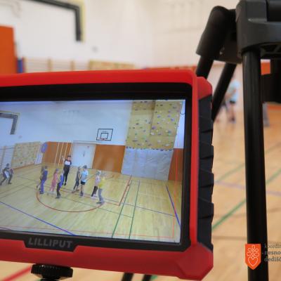 Snemanje plesov sotiš in šamarjanka. Foto: A. Pukl, 2021 